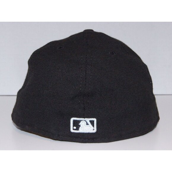 Toronto Blue Jays Cap City Skyline - Picture 4 of 9